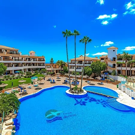 In Golf Del Sur With Heated Pool Апартаменты